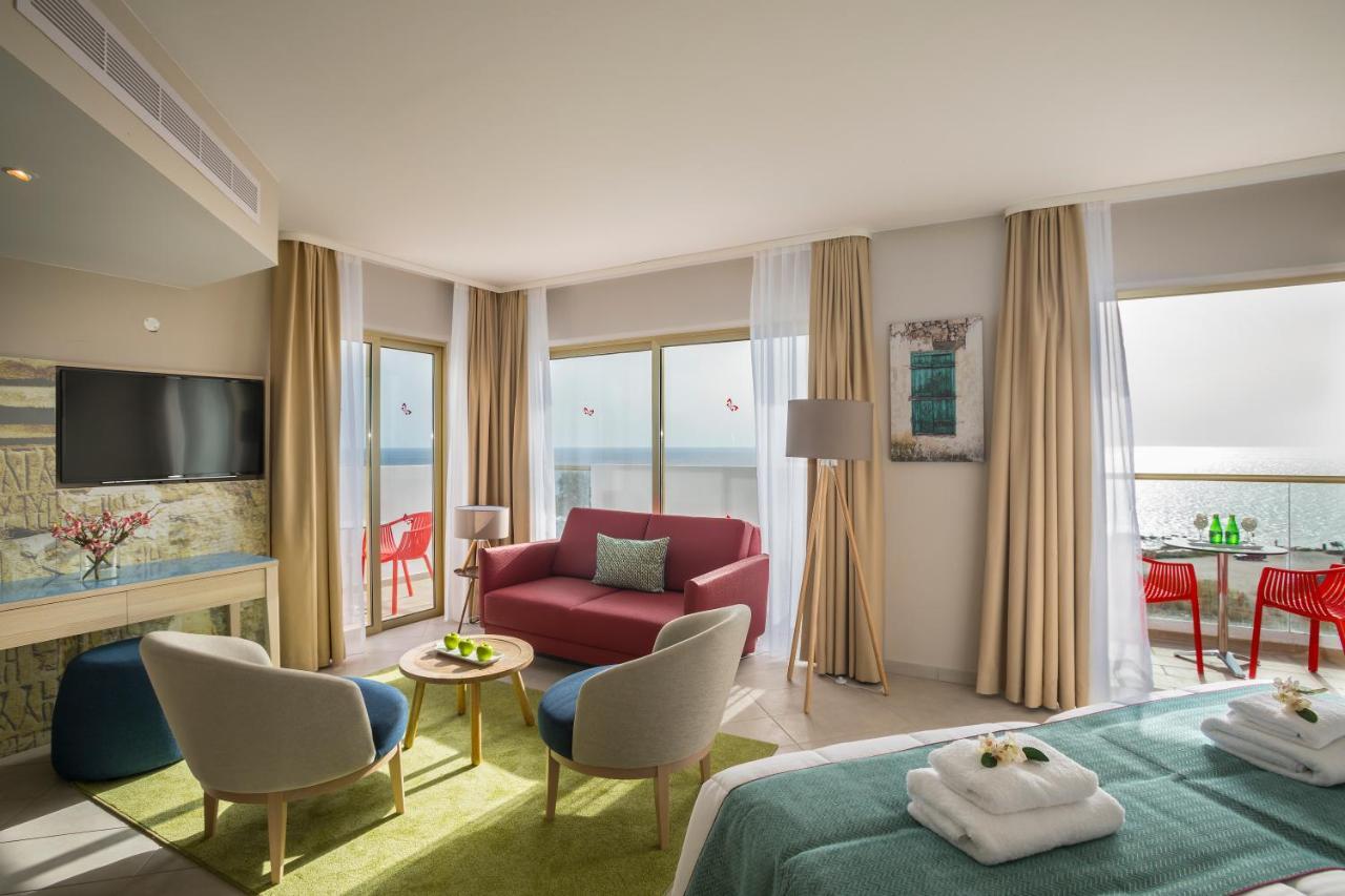 Leonardo Laura Beach & Splash Resort Klorakas Exterior photo