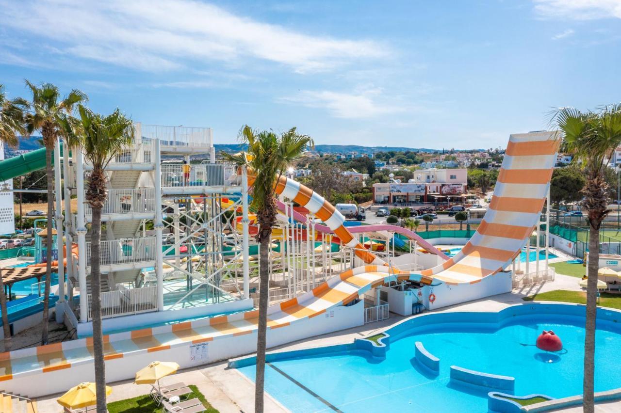 Leonardo Laura Beach & Splash Resort Klorakas Exterior photo