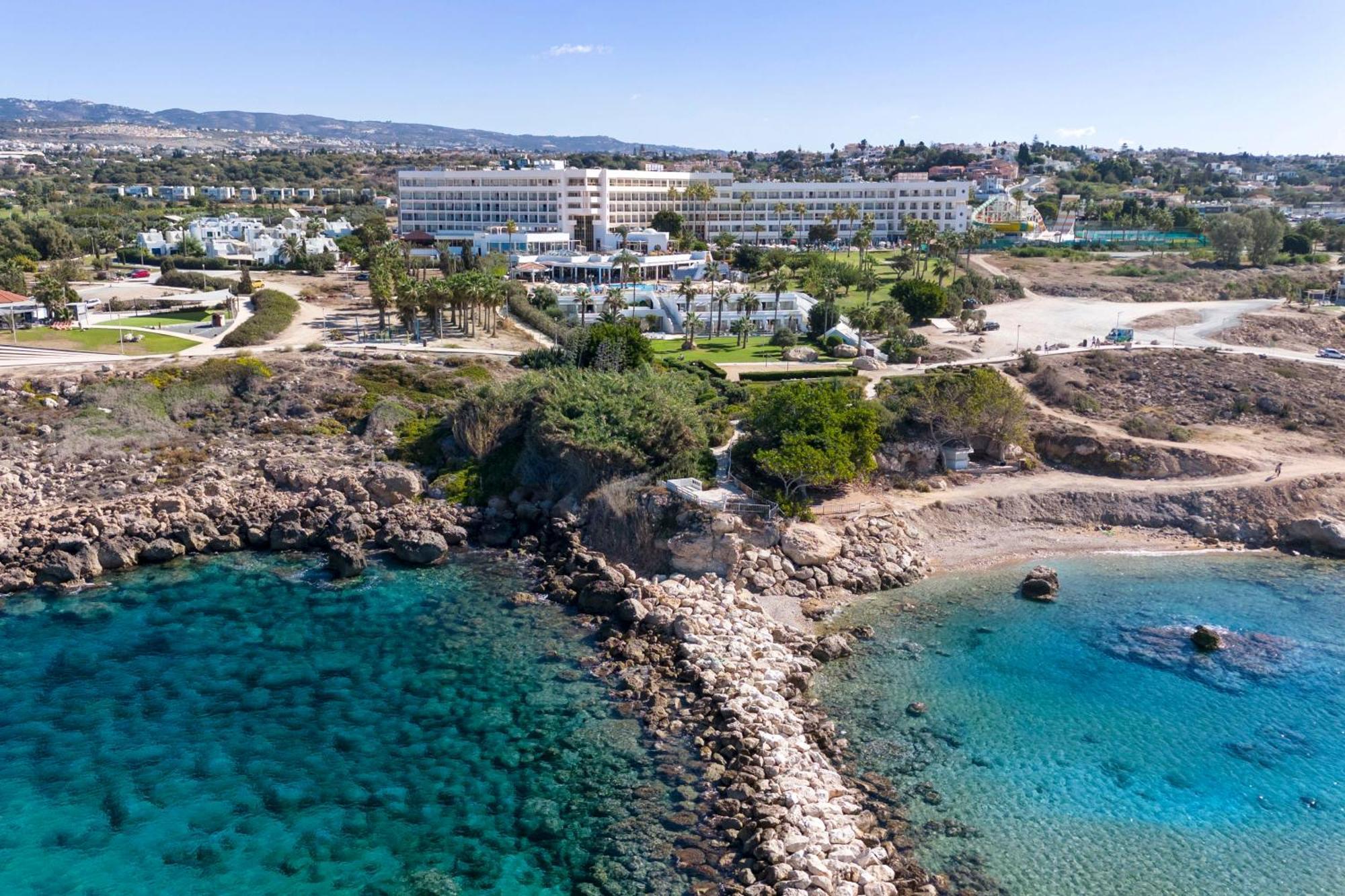 Leonardo Laura Beach & Splash Resort Klorakas Exterior photo