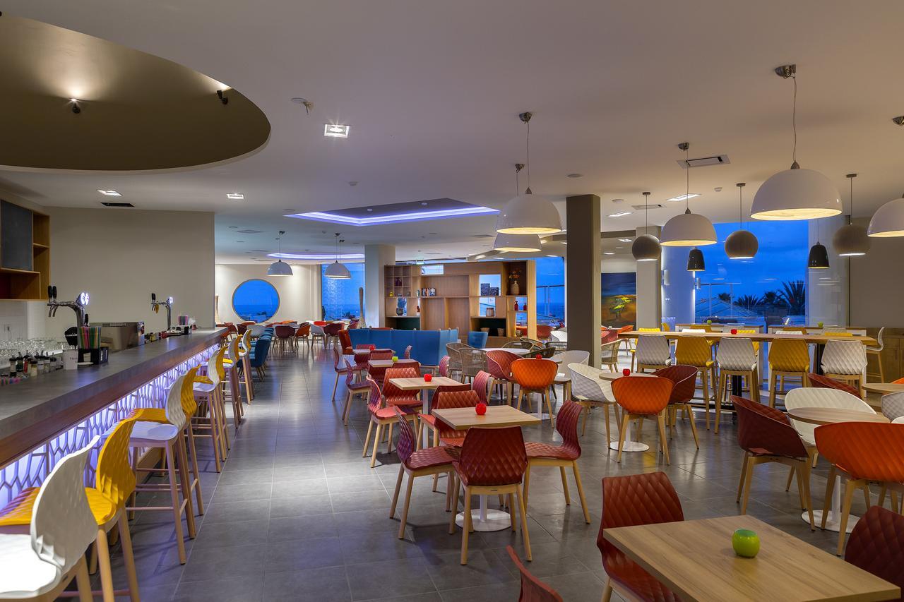 Leonardo Laura Beach & Splash Resort Klorakas Exterior photo